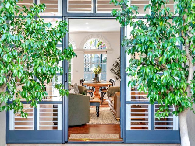 Spacious convivence Airbnb in Adelaide