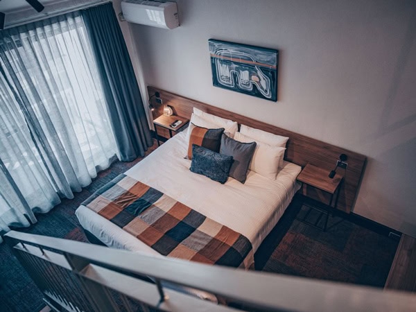 the bedroom at the Lakeview Superior Apartment in Banjo’s Rest, Jindabyne