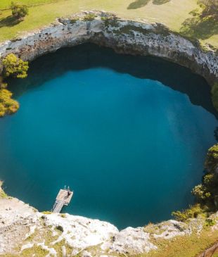 <p><i>A guide to the magical blue lakes</i> of <strong>Mount Gambier</strong></p>
