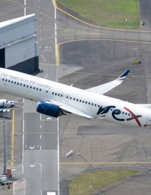Rex flight in air