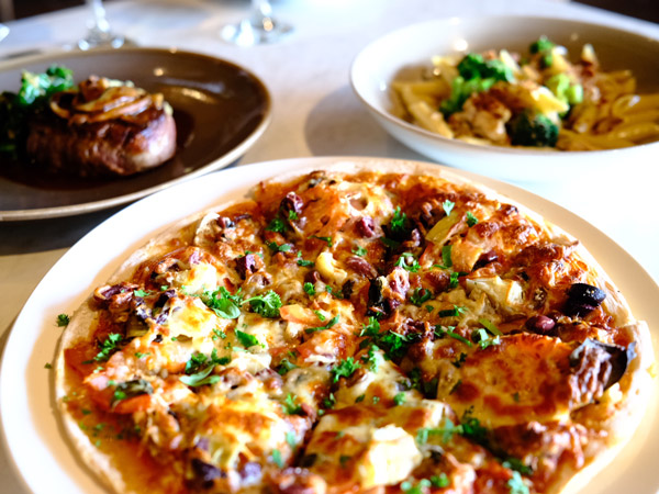 pizza at Bacco Italian Restaurant, Jindabyne