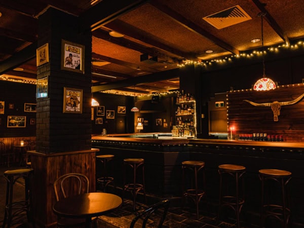 a look inside the dimly lit pub interior of Midnight Rambler in Launceston