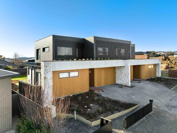 the property exterior of Wonder on Alice, Jindabyne