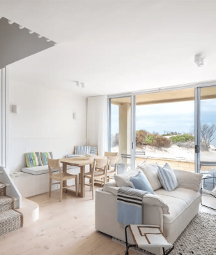 <p><i>13 of the best Airbnbs in</i> <strong>Adelaide</strong></p>
