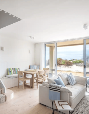 Adelaide Airbnbs