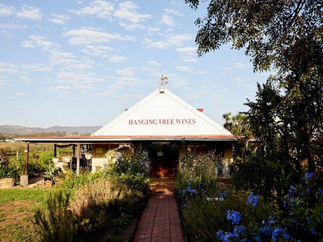 Hanging Tree Wines' cellar door, Pokolbin