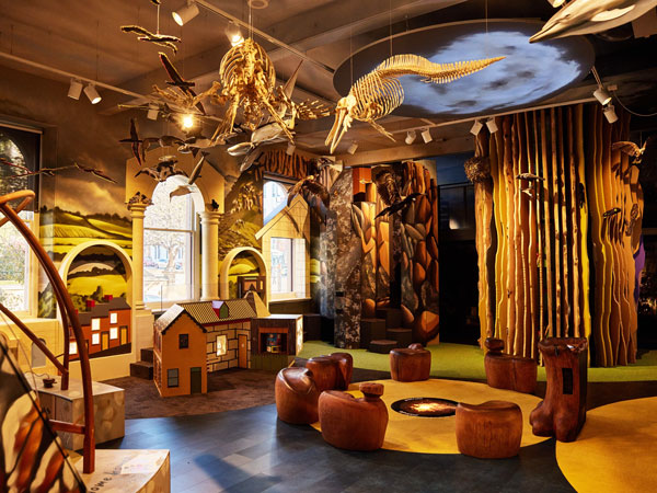 a look inside The Tasmanian Museum And Art Gallery, Hobart