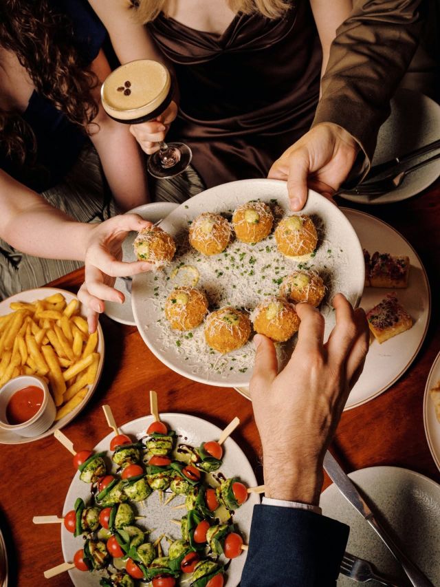 share plates at Wonderland, Hotel Panorama