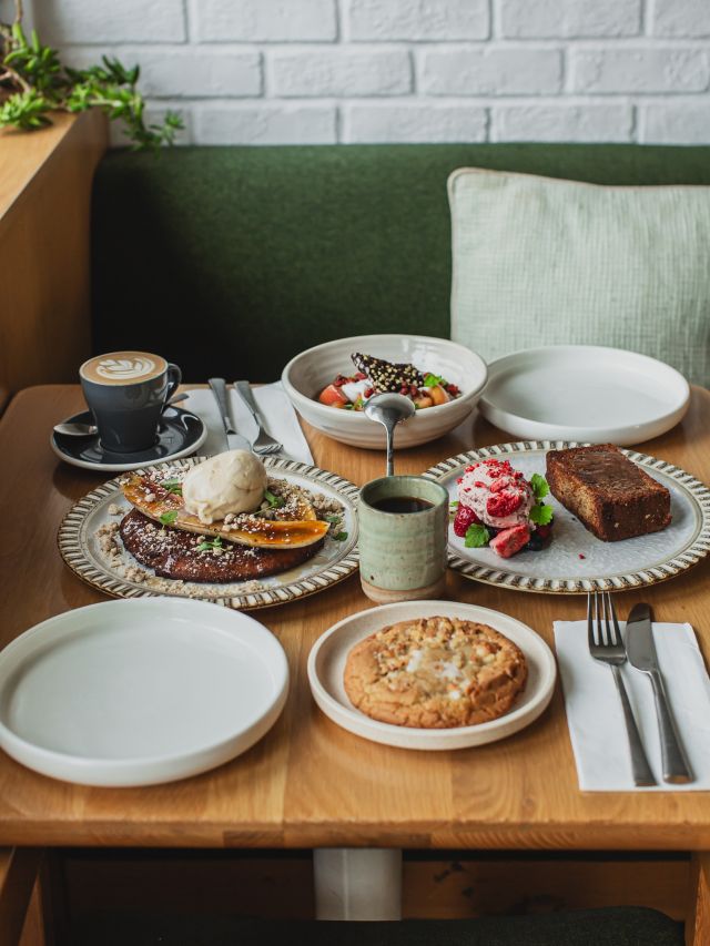 dining at Morning After, Brisbane cafe