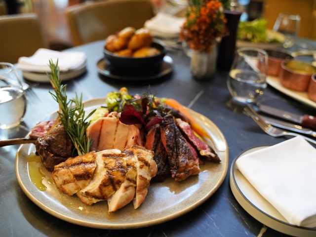 Ben Chifley’s Bar & Grill, Barton