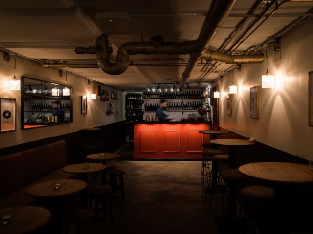 the dimly lit 11e Cave, Canberra