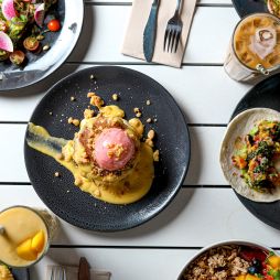 brunch at Little Oink