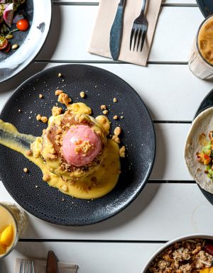 brunch at Little Oink