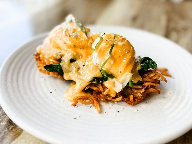 potato rosti with eggs and house-made hollandaise sauce at The Pantry, Forresters Beach