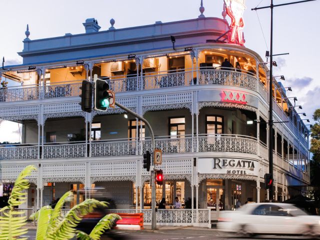 the pub exterior of Regatta Hotel, Brisbane