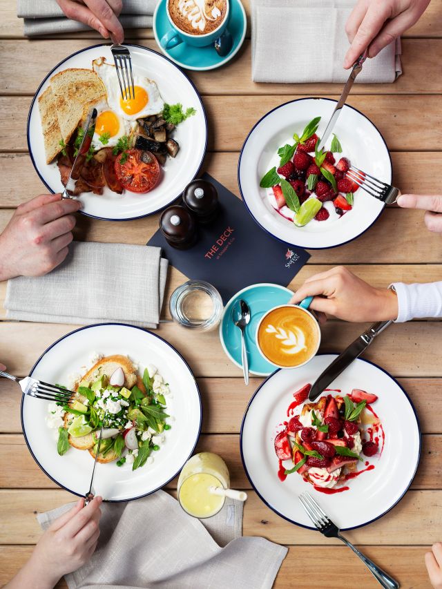 brunch at Snapper & Co.