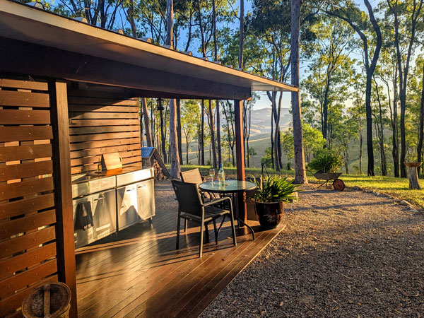 the al fresco kitchen at Ketchup’s Bank Glamping, Gold Coast