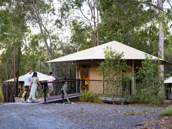 a family arriving at Paradise Country Farmstay, Gold Coast