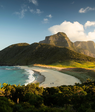 <p><i>10 of the best things to do on</i> <strong>Lord Howe Island</strong></p>
