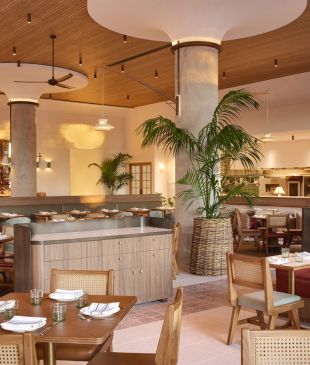 <p><i>A local’s guide</i> to the 20 best <strong>Burleigh Heads</strong> restaurants</p>
