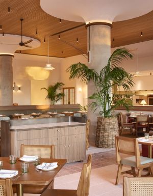 the dining interior of LiTO, Burleigh Heads restaurants