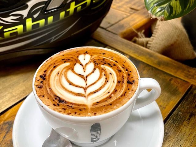 coffee at Blackbird Laneway, Cairns