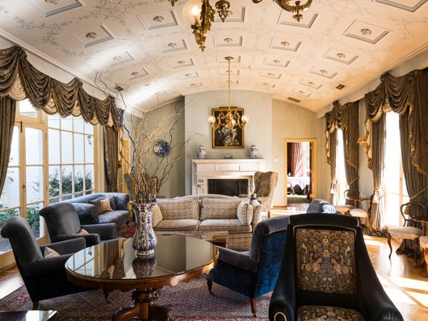 a look inside Chateau Yering Yarra Valley