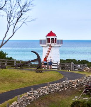 <p><i>10 of the best things to do</i> in <strong>Warrnambool</strong></p>
