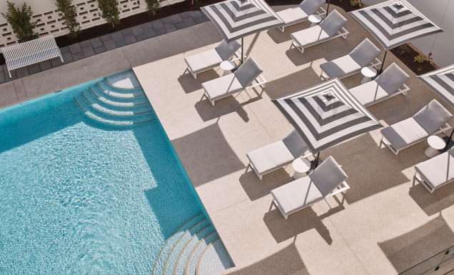 the pool at Hotel Alba, Adelaide