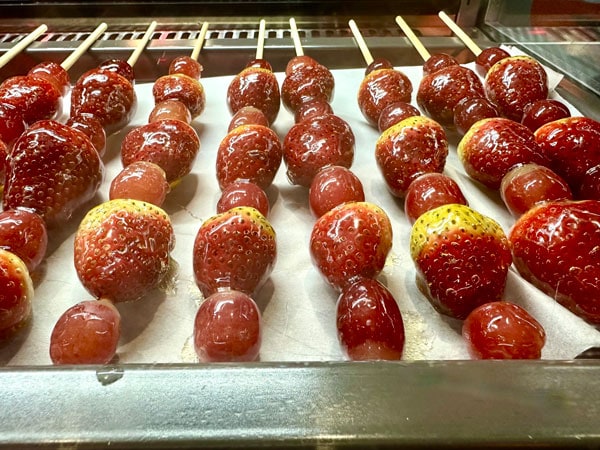 caramelized strawberries in skewers at Lulu Candied Fruit, Eat Street Northshore