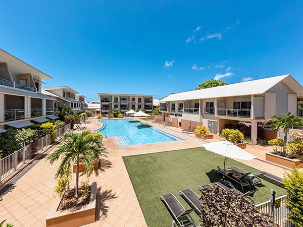 the pool at Oaks Broome Hotel