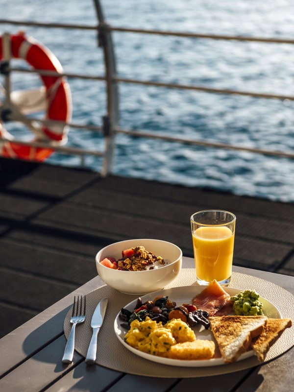 Breakfast at Reefworld