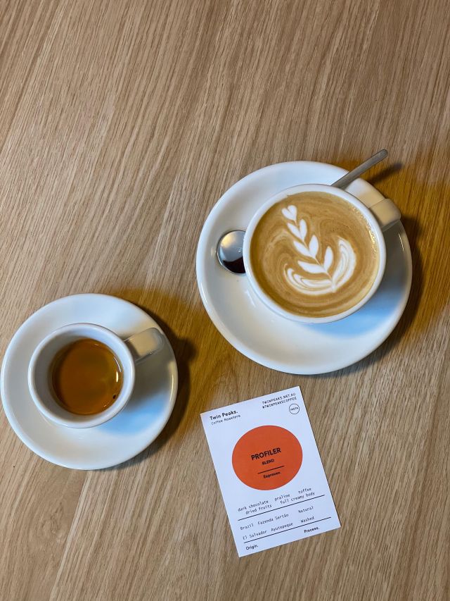 coffee at Howard’s Groove, Perth