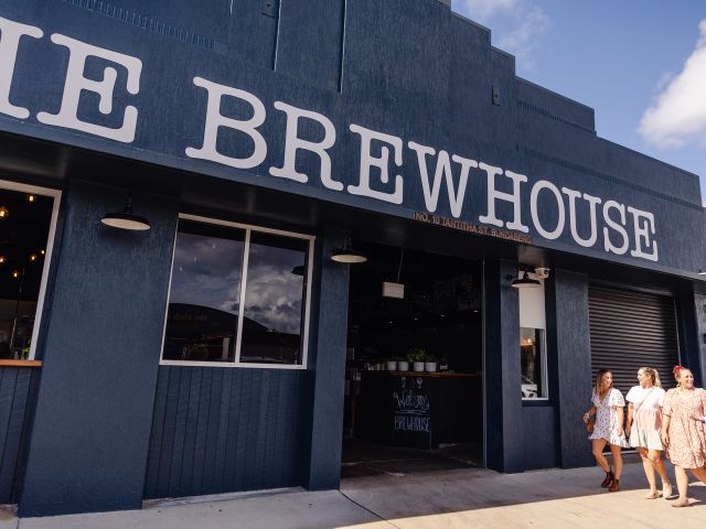 friends walking outside the Ballistic Beer Co Brisbane brewery