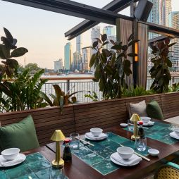 alfresco dining at Stan’s Lounge, Brisbane