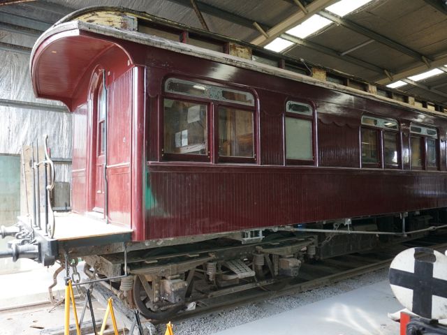 a heritage railway carriage at Canberra Railway Museum