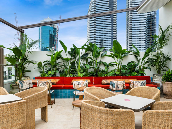 the bar interior of Lulu, Surfers Paradise