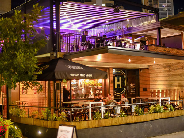 Mr. PP’s Rooftop and Laneway, Southport, Gold Coast bars