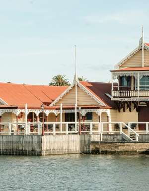 Proudfoots by the River, Warrnambool