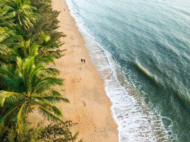 Palm Cove beach from above