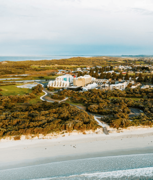 <p><i>15 of the best places to stay in</i> <strong>Warrnambool</strong></p>

