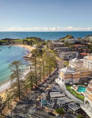 aerial shot of Crowne plaza terrigal beach