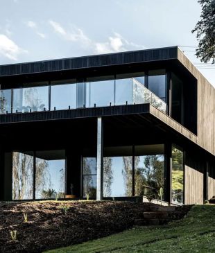 <p><i>13 of the best</i> <strong>Lorne</strong> accommodation options to add to your travel list</p>
