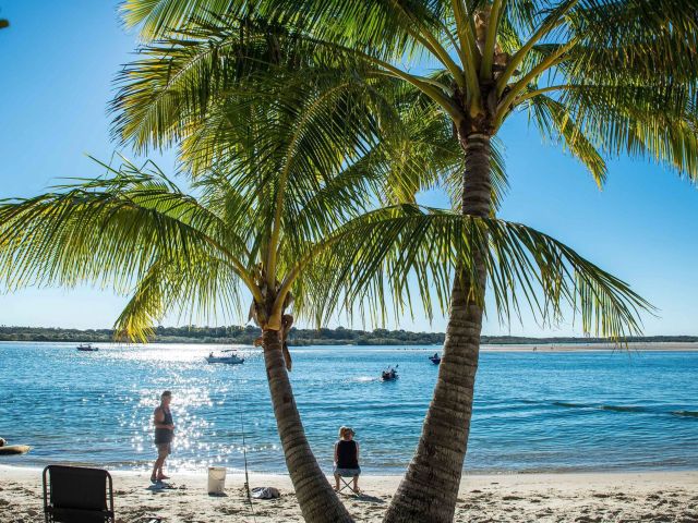 campers relaxing at the Noosa River Holiday Park