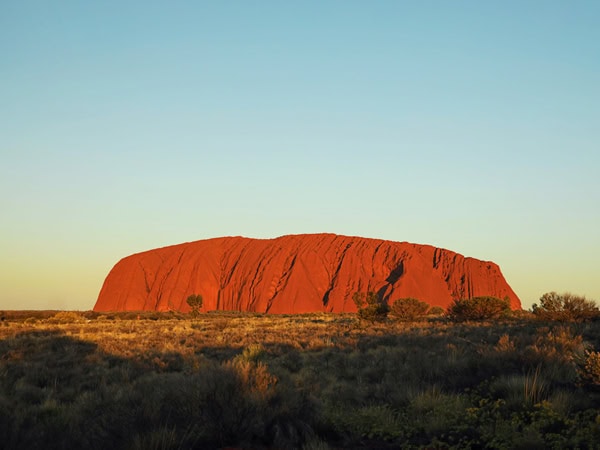 the Ayers rock/Uluru sandstone formation