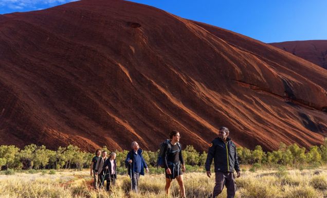Uluṟu-Kata Tjuṯa Signature Walk in the Northern Territory