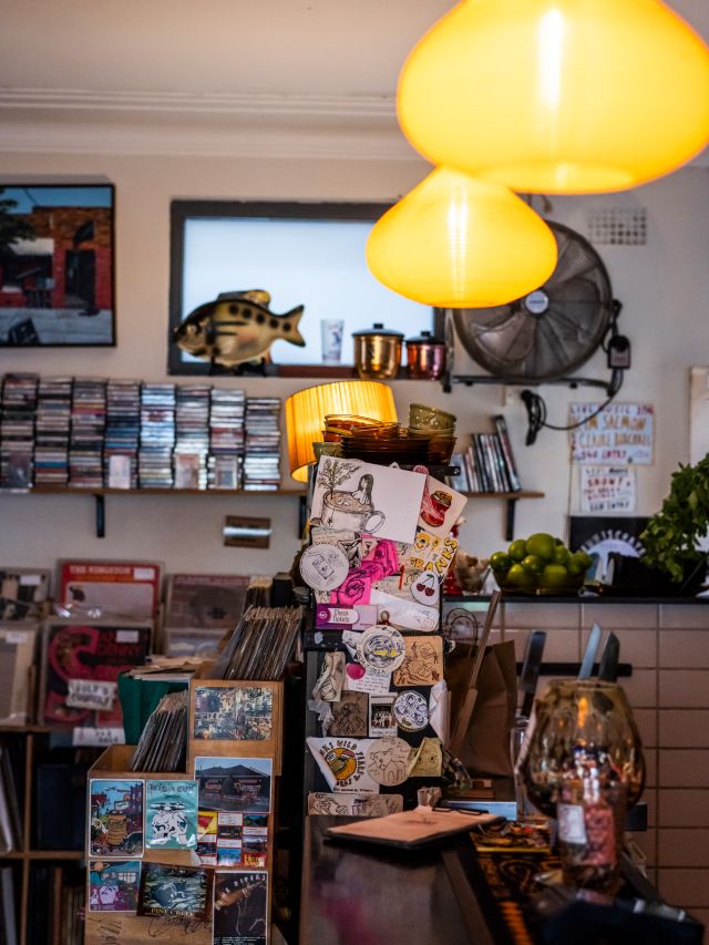 Franks Wild Years, Wollongong