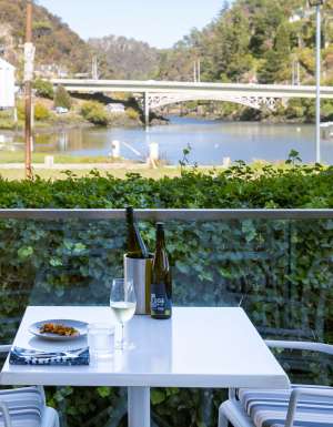 waterfront dining at Boatyard, Launceston