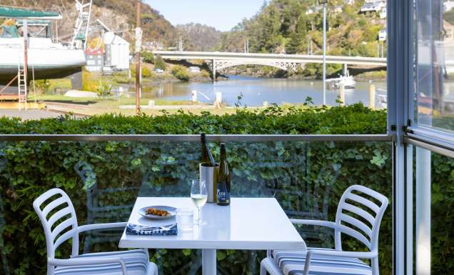 waterfront dining at Boatyard, Launceston