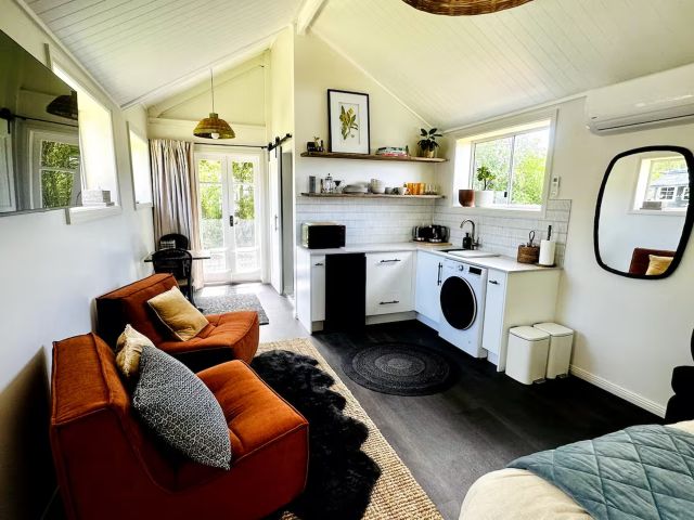 a look inside Little Black Cottage Studio, Mittagong